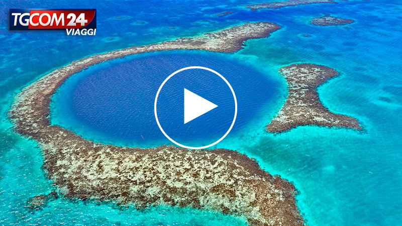 THE GREAT BLUE HOLE