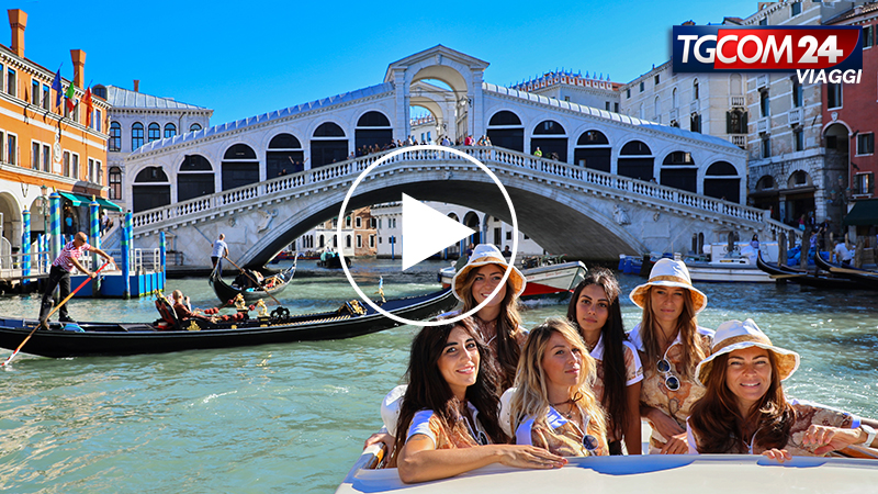 Venice, the Grand Canal and Bevilacqua fabrics