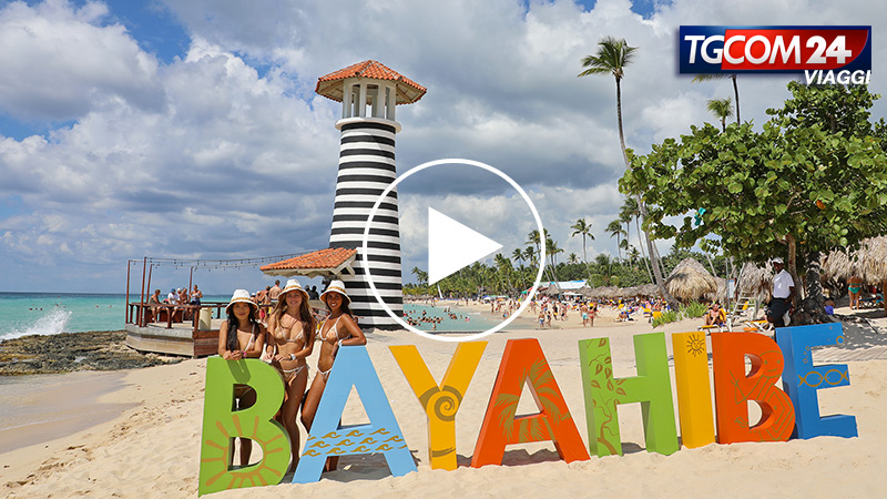 Bayahibe, among crystal clear waters and coconut palms